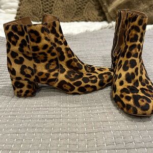 Madewell Jada boot in leopard print, size 6